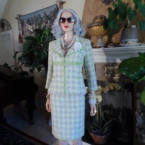 Douglas Hannant Light Green Houndstooth PatternTweed Skirt Suit Size 6
